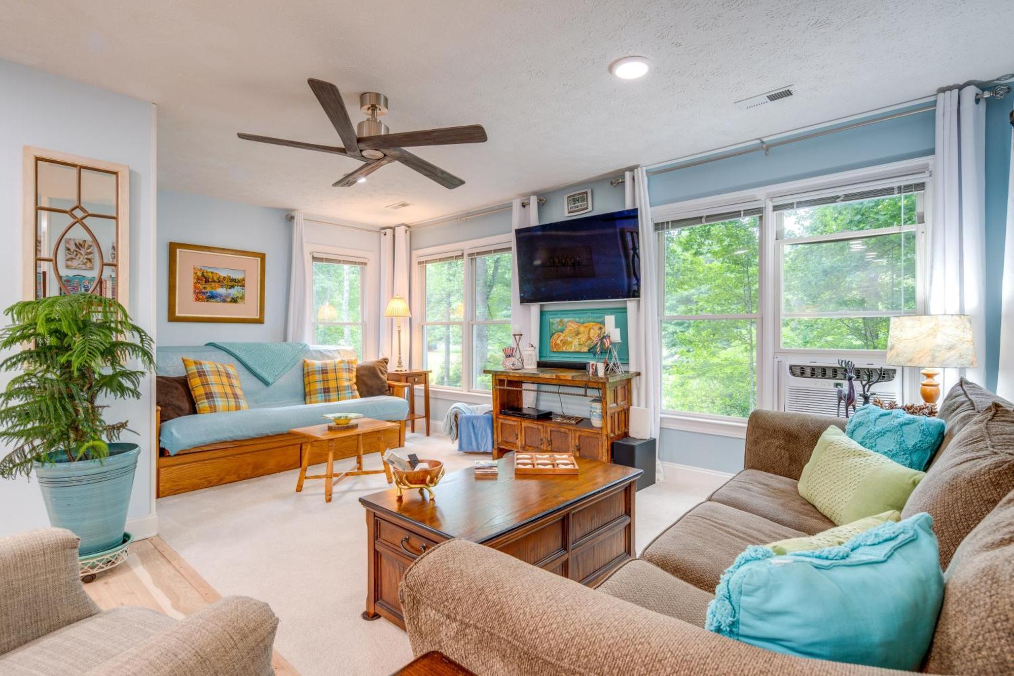 Creekside Hendersonville Haven Hot Tub And Fire Pit Εξωτερικό φωτογραφία